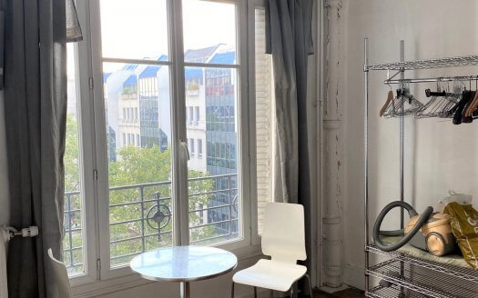 Vente Studio Paris 4em Métro Rambuteau